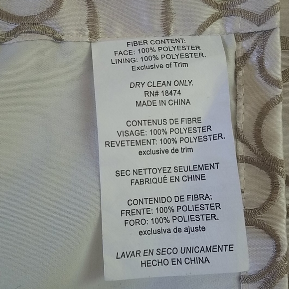 2 Scalloped Valances - Picture 5 of 5